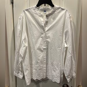 Old Navy White Eyelet Trim Crisp White Shirt Sz XXL 2x Top